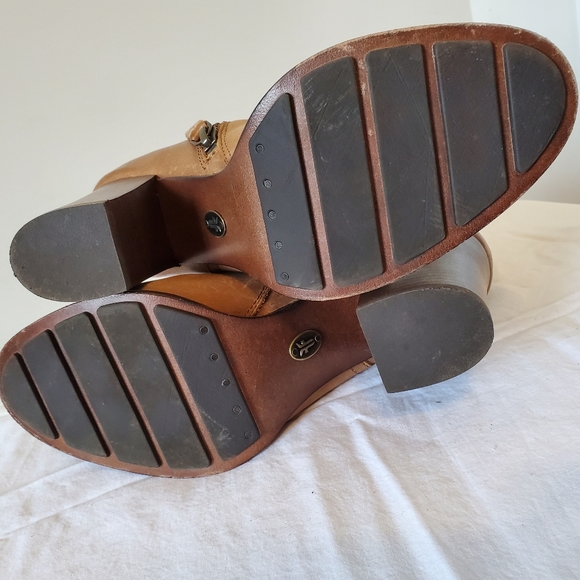 FRYE Short Boots Size 8 - Picture 8 of 13